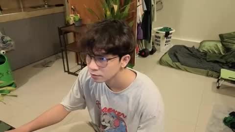 Green online show from 04-05-26, 05:54