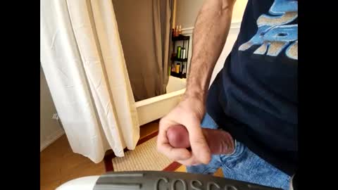 Snapshot of theguyneeds chatting on 12-02-24, 03:36 Theguyneeds online show from 12-02-24, 03:36