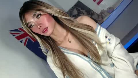laisa online show from 06-17-26, 10:39