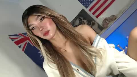 laisa online show from 06-27-26, 12:22
