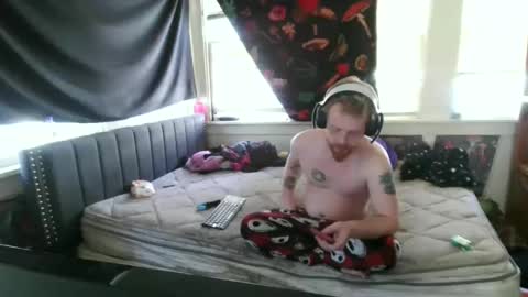 Snapshot of thehotfoxdd chatting on 10-11-25, 06:50 fuzzyfox online show from 10-11-25, 06:50