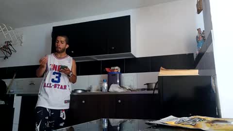 thehousedog online show from 12-04-25, 02:15