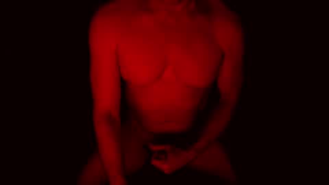 Snapshot of thehungmantis chatting on 10-09-25, 02:42 thehungmantis online show from 10-09-25, 02:42