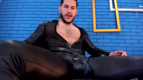 Ian Deniel online show from 02-05-25, 07:10