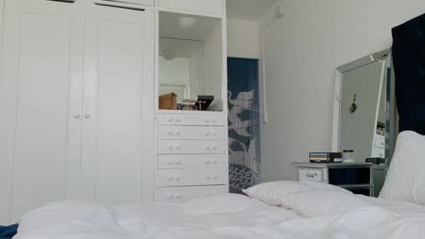 Lily Marie online show from 01-14-26, 08:47