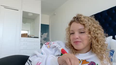 Lily Marie online show from 01-16-26, 08:46