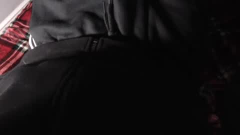 Liam online show from 01-04-25, 06:51