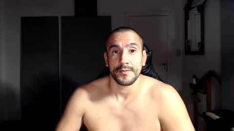 Snapshot of thekingofpains chatting on 10-24-25, 02:41 KINGOFPAINS online show from 10-24-25, 02:41