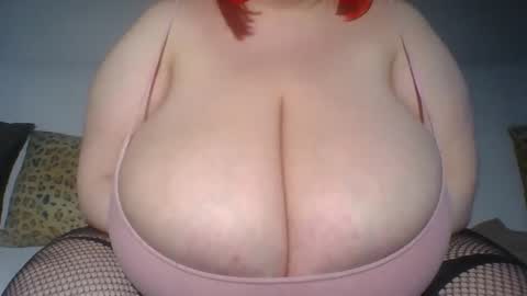 Snapshot of thekinkyangel chatting on 01-22-25, 08:40 Kinky Angel online show from 01-22-25, 08:40