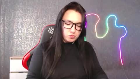 Snapshot of thelisasquirt chatting on 04-21-26, 09:37 Lisa online show from 04-21-26, 09:37