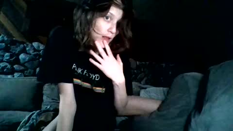 lovecreep online show from 12-23-25, 06:11