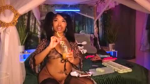 thelovelybrown online show from 02-06-26, 07:50