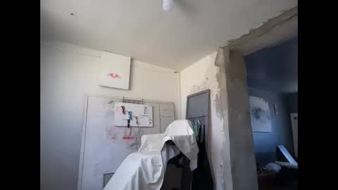 Lucy Lucy online show from 11-12-25, 03:12