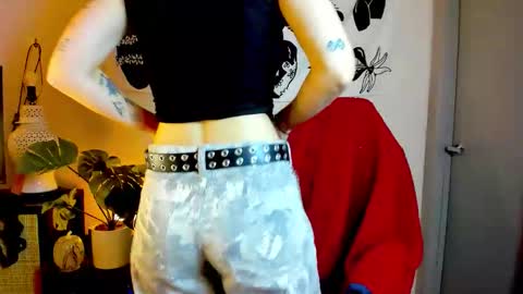 themelrose online show from 10-30-25, 10:10