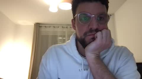 thenudeworldrover online show from 04-05-26, 07:22