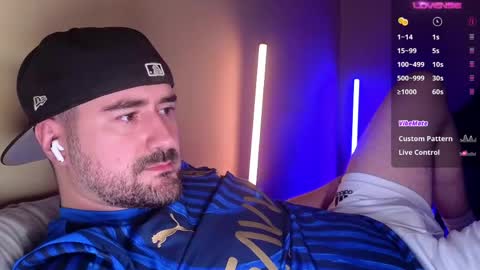 Snapshot of theoravi chatting on 05-17-26, 03:59 Theo Ravi online show from 05-17-26, 03:59