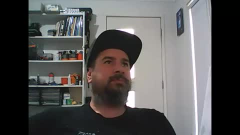 aussiebeard online show from 10-21-25, 03:40