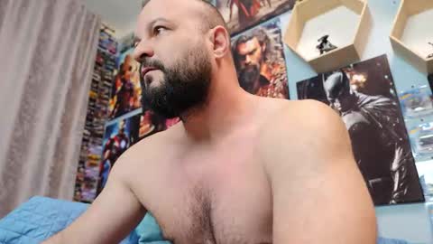 Snapshot of thephenomone chatting on 11-23-25, 06:57 Chris online show from 11-23-25, 06:57