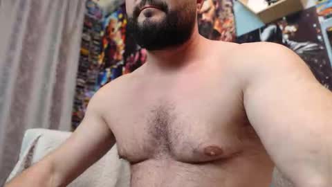 Snapshot of thephenomone chatting on 12-16-25, 05:40 Chris online show from 12-16-25, 05:40