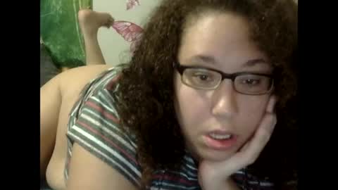 Snapshot of theplayfulbbw chatting on 04-28-26, 03:33 Amelia online show from 04-28-26, 03:33