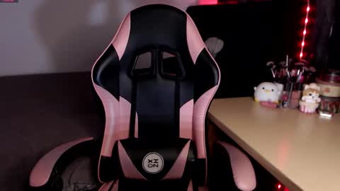 Sara online show from 03-23-26, 05:17