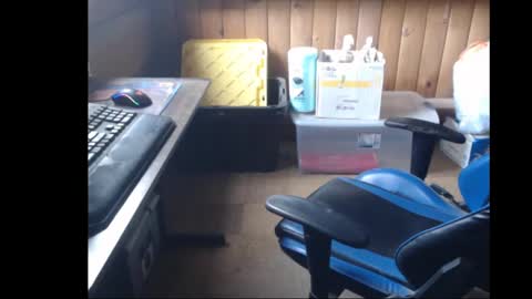 Snapshot of therealbigcheese0695 chatting on 03-01-25, 06:54 therealbigcheese0695 online show from 03-01-25, 06:54