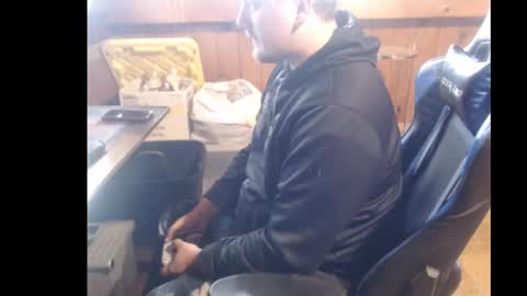 therealbigcheese0695 online show from 11-22-25, 06:51