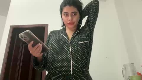 Snapshot of therealcamilabaddie chatting on 01-13-25, 12:09 therealcamilabaddie online show from 01-13-25, 12:09