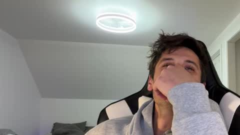 therealdylansdick online show from 11-14-25, 03:05