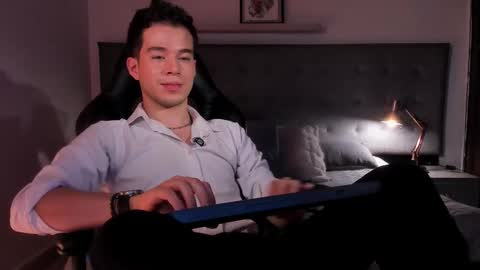     4th  online show from 10-29-25, 04:53