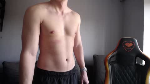 Nick   online show from 02-08-25, 11:33