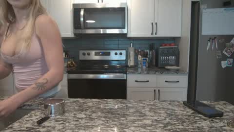 therosiecheeks online show from 04-22-26, 05:47