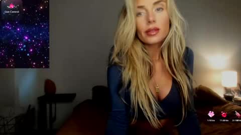 Selina Kyle online show from 06-01-26, 06:42