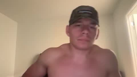 Snapshot of theshortking01 chatting on 02-22-26, 02:56 TheShortKing1 online show from 02-22-26, 02:56