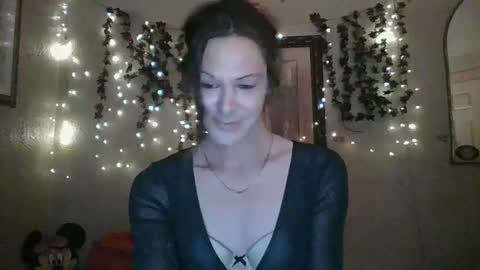 sillymillie0 online show from 10-13-25, 12:43