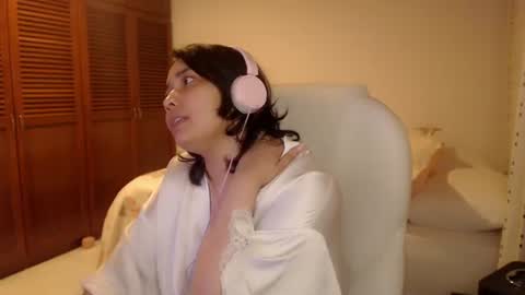 Mai online show from 06-20-26, 05:21