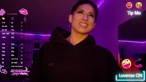 Snapshot of thetrinityyyy chatting on 12-18-25, 06:52 thetrinityyyy online show from 12-18-25, 06:52