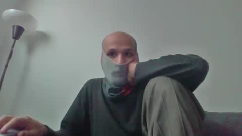 Scarf guy online show from 02-15-25, 04:45
