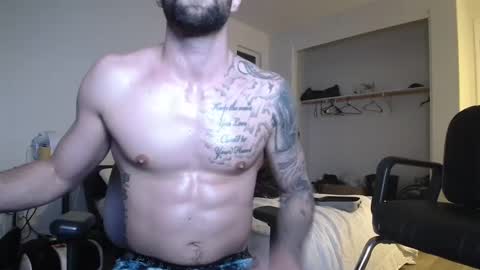 Snapshot of theufcfan_8181 chatting on 01-17-25, 04:17 troy online show from 01-17-25, 04:17