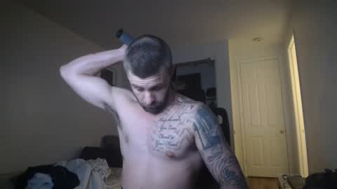 Snapshot of theufcfan_8181 chatting on 09-26-25, 09:35 troy online show from 09-26-25, 09:35