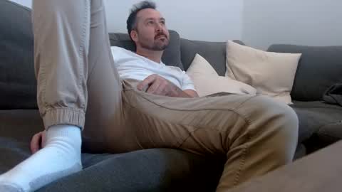 Snapshot of theuncutguy69 chatting on 10-03-25, 07:33 theuncutguy69 online show from 10-03-25, 07:33