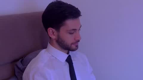 Snapshot of thewaiter2025 chatting on 11-29-25, 10:07 The Waiter online show from 11-29-25, 10:07