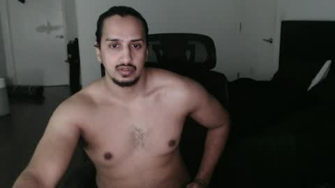 Vampiro online show from 07-02-26, 01:38