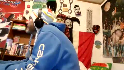 Snapshot of theycallmemellowthebreeze chatting on 12-07-24, 08:16 mellow online show from 12-07-24, 08:16