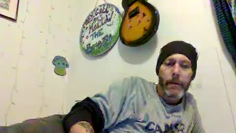 Snapshot of theycallmemellowthebreeze chatting on 01-23-25, 02:23 mellow online show from 01-23-25, 02:23