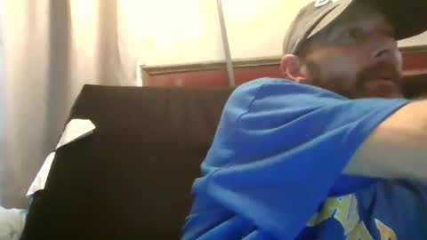 Snapshot of theycallmemellowthebreeze chatting on 09-21-25, 02:29 mellow online show from 09-21-25, 02:29