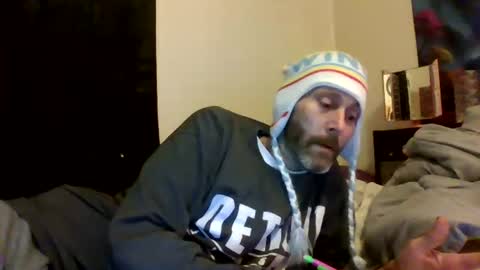 Snapshot of theycallmemellowthebreeze chatting on 11-06-25, 05:19 mellow online show from 11-06-25, 05:19