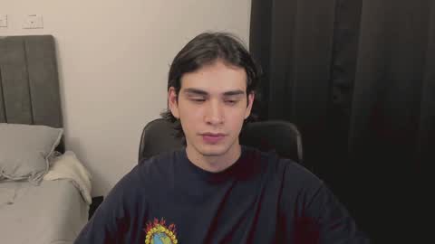 thiaan__ online show from 12-29-24, 01:34