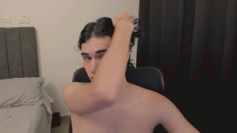 thiaan__ online show from 12-31-24, 10:04