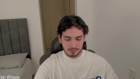 thiaan__ online show from 09-09-25, 02:11